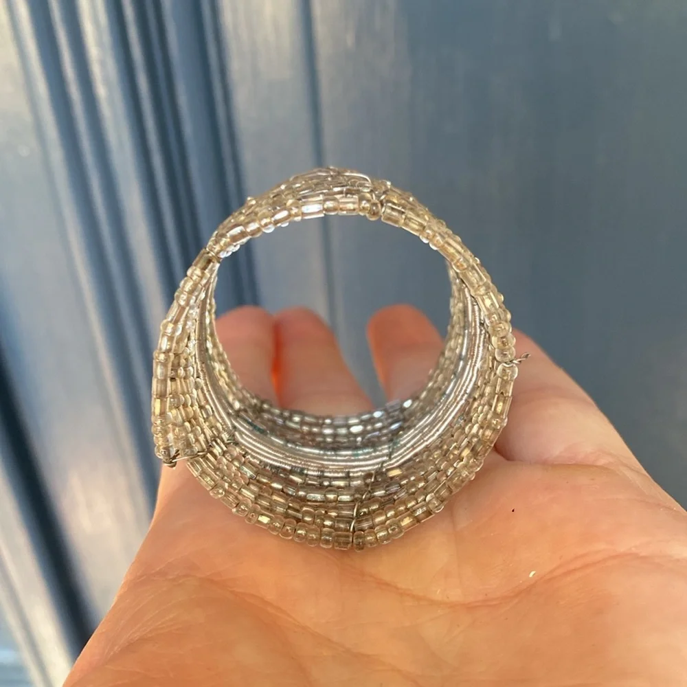 Pier 1 Set of 8 beaded napkin rings in 2 organza pouches